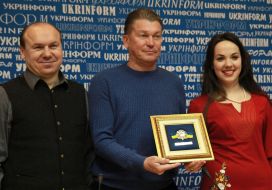 Viktor Leonnenko, Oleg Blokhin and Viktoriya Kulakovskaya