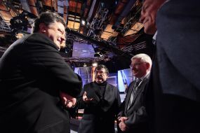 Пётр Порошенко, Борис Бурда, Михаил Чечетов и Олег Блохин