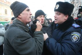 Бійка між прихильниками і противниками Тимошенко
