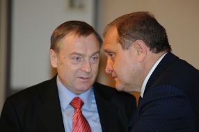 Anatoliy Mogilev and Aleksandr Lavrinovich