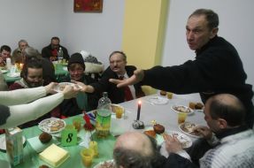 Christmas dinner for homeless and poor