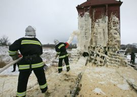 The Ministry of Emergency Measures employees