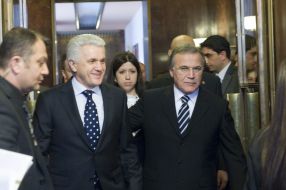 Vladimir Litvin and Mehmet Ali Sahin