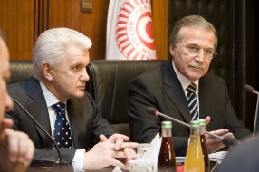 Vladimir Litvin and Mehmet Ali Sahin