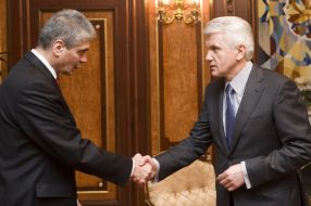 Владимир Литвин и Корнел Ионеску