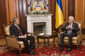 Владимир Литвин и Корнел Ионеску