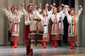 Japanese dancing collective