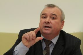 Виктор Ратушняк