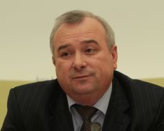 Виктор Ратушняк