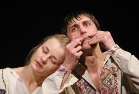 Вистава «Солодка Даруся»