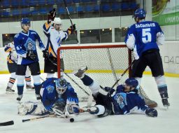 Хокей. ХК ”Харків” (Харків) - ХК ”Сокіл” (Київ)