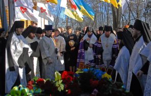 Participants of funeral service