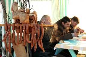 Колбаса и мясная продукция 