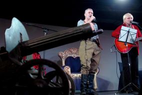 Les Podervyanskiy and Oleg Skripka