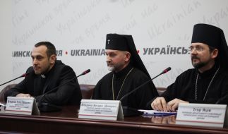 Vitaliy Tоkar, Lord Igor (Voznyak) and Lord  Bohdan (Dzyurah)