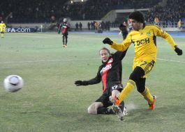 Domagoj Vida and Taison Barcellos Freda