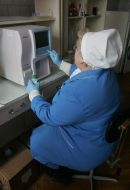 Laboratory assistant