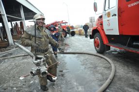 Пожар в гипермаркете "Новая линия"