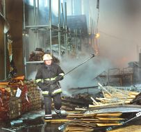 Пожар в гипермаркете "Новая линия"