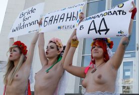Активистки женского движения FEMEN