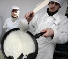 Учасник фестивалю млинців