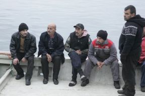 Члены экипажа турецкой шхуны «Тапсун»