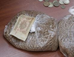 Improvised trade in goods by the "Soviet" prices