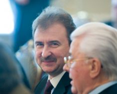 Aleksandr Popov and Leonid Kravchuk