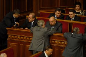 Anatoliy Mogilyov and Nikolay Zlochevskiy