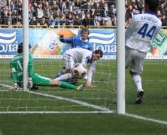 Ivan Strinich scores