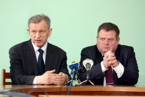 Vasiliy Natyazhenko and Roman Shnitser