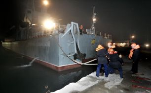 Ship "Konstantin Olshanskiy" out to sea