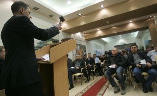 Auctioneer