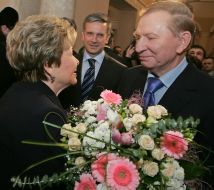 Naina Yeltsina, Mikhail Kravchuk and Leonid Kuchma