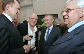 Vladimir Seminoshenko, Nikolay Veresen, Grigoriy Surkis and Leonid Kravchuk