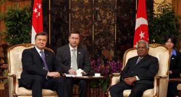 Viktor Yanukovich and Sellapan Ramanathan