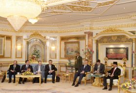 Viktor Yanukovich and Hassanal Bolkiah