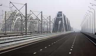 Darnitskiy bridge