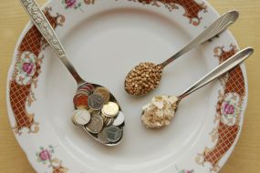 Buckwheat, oatmeal and money
