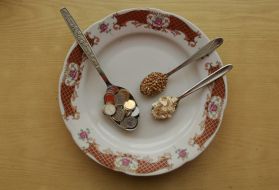 Buckwheat, oatmeal and money