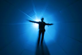 25-meter light tunnel-installation