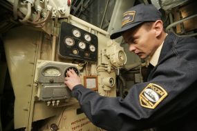 The rescue ship "Commune"