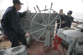 The rescue ship "Commune"