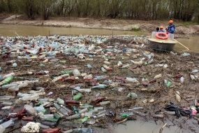 Cleaning of river-bed of the Latoritsa river