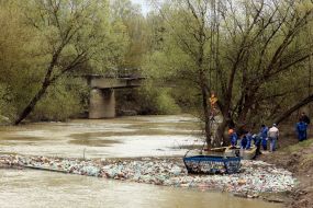Cleaning of river-bed of the Latoritsa river