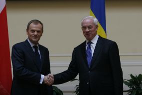 Nikolay Azarov and Donald Tusk
