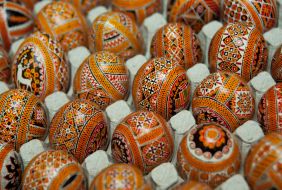 Eggs with examples of patterns