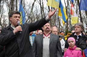 Viktor Yushchenko and Oleg Tyagnibok