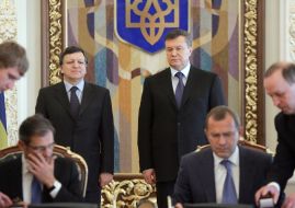 Viktor Yanukovich, Andrey Klyuev, Jose Manuel Pinto Teixeira and Jose Manuel Barroso