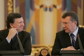 Viktor Yanukovich and Jose Manuel Barroso